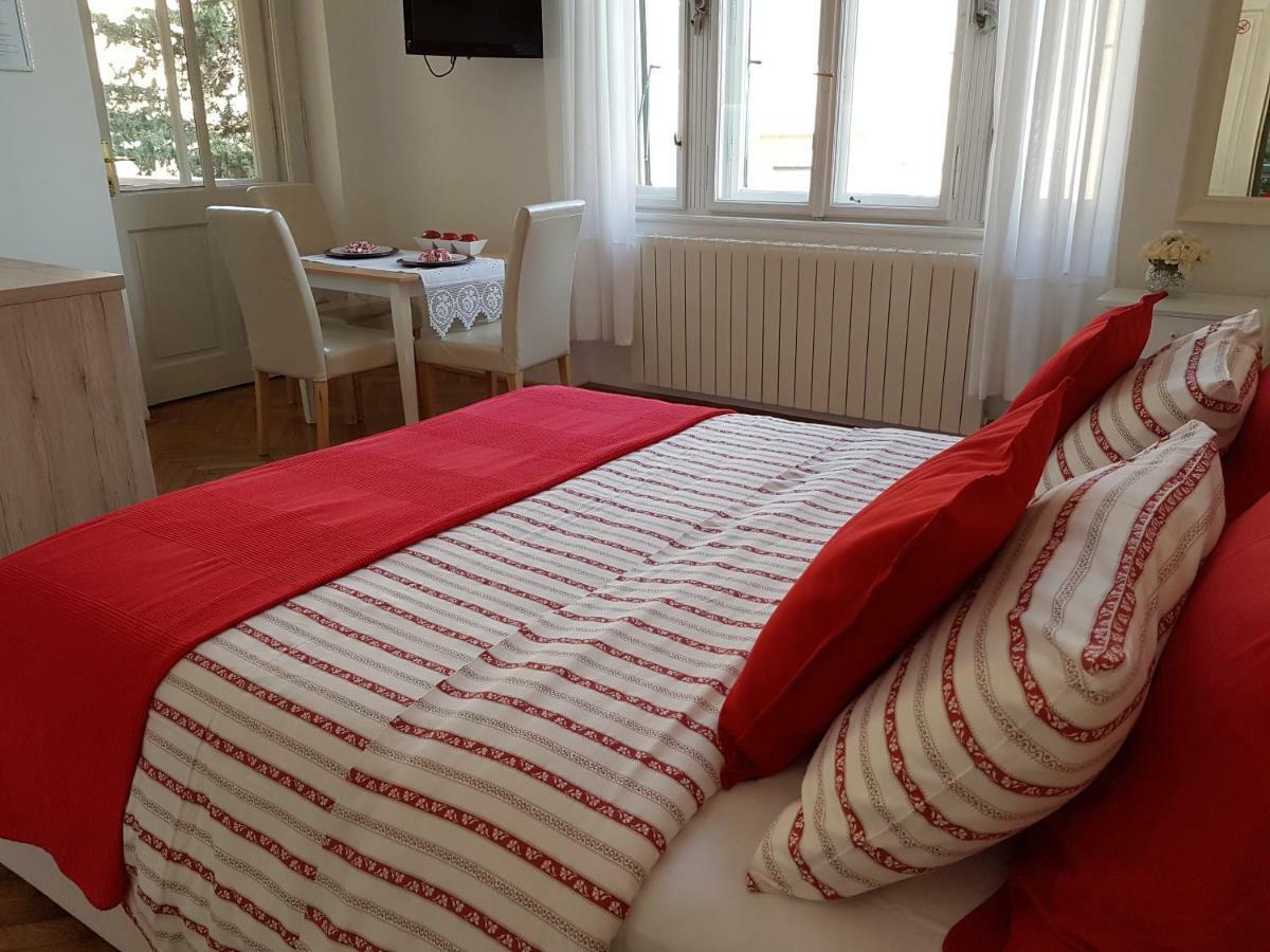 Apartment Nena With Private Free Parking Opatija Buitenkant foto